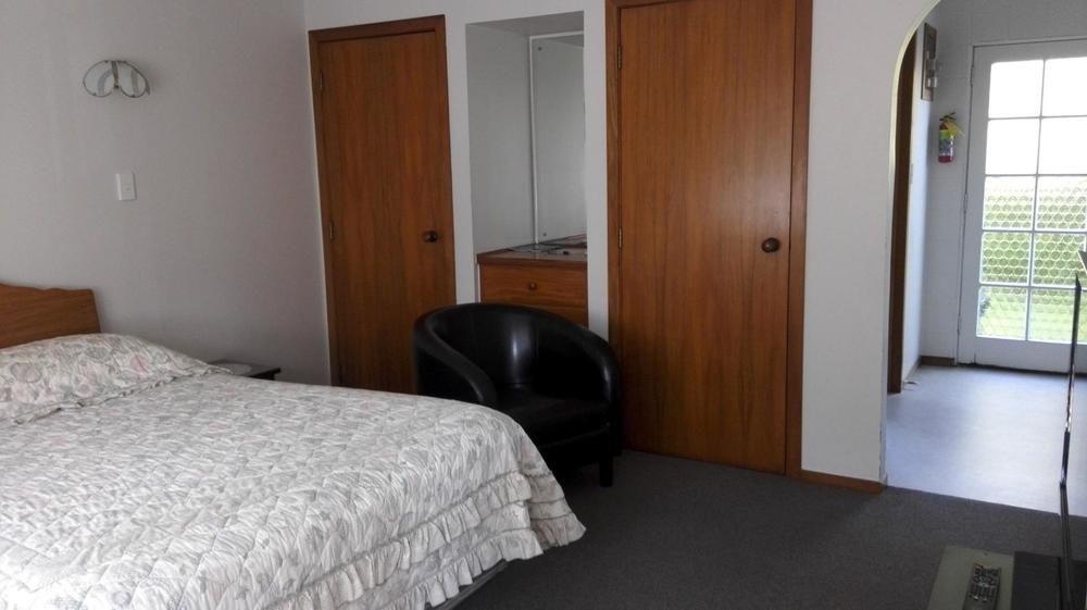 Browns Bay Olive Tree Motel & Apartment Okura Bush Exterior foto